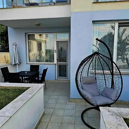 Family With Sea View In Apolon By Flat Mаnаger